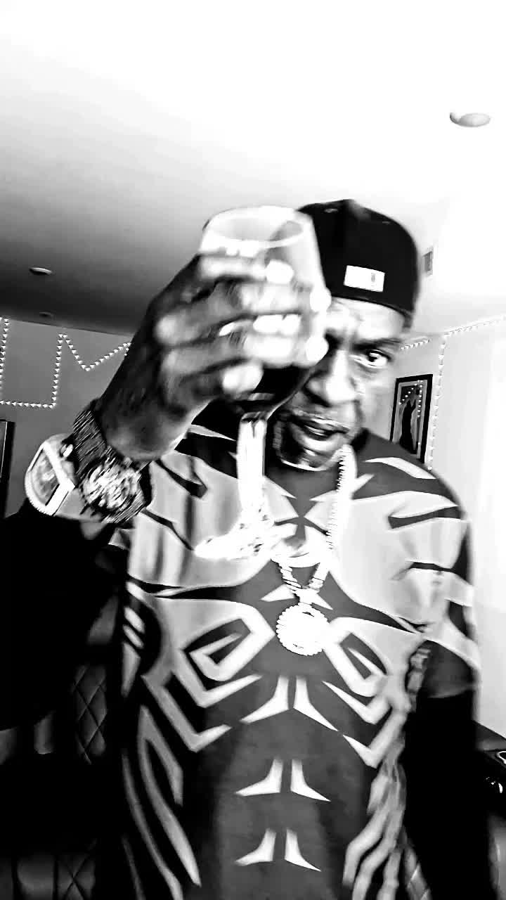 @bigmarv215