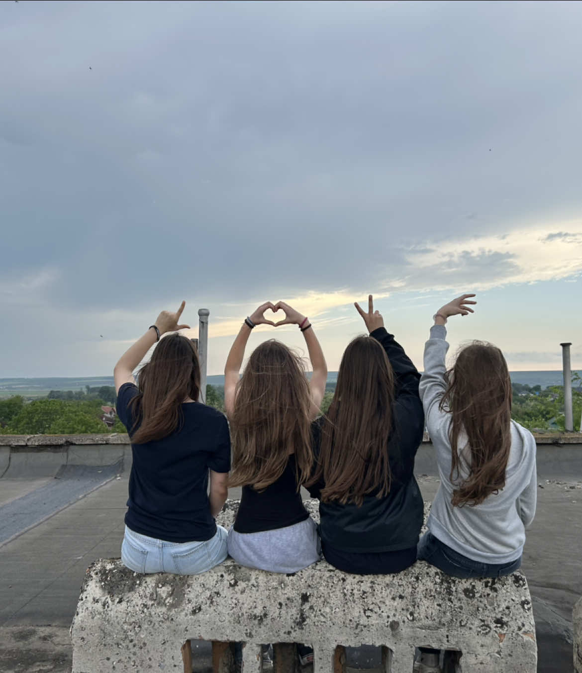 @𝓐𝓭𝓮𝓵𝓮