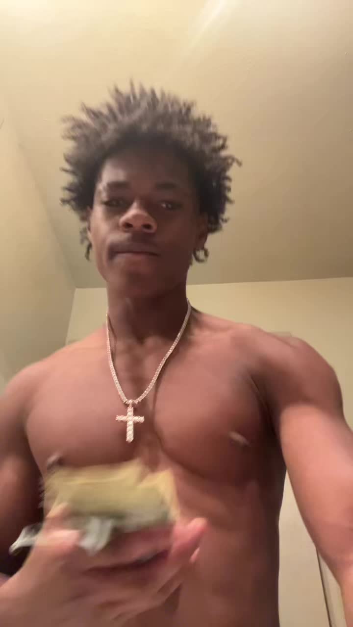@⃟