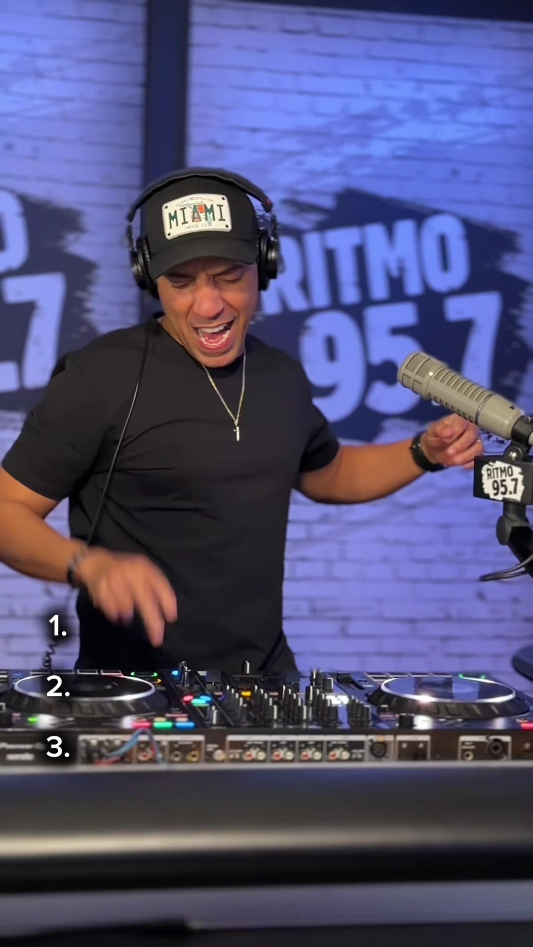 @DJ YUS