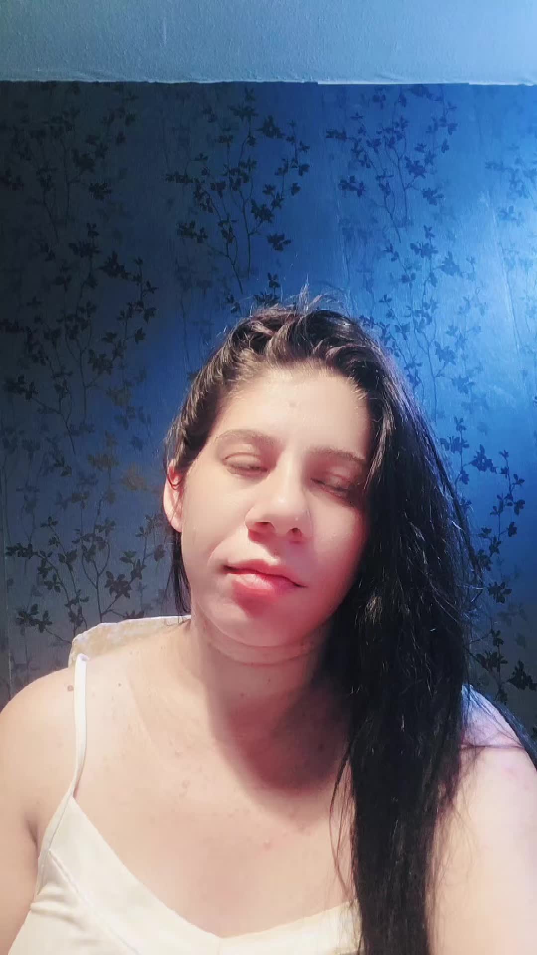 @lolalory25