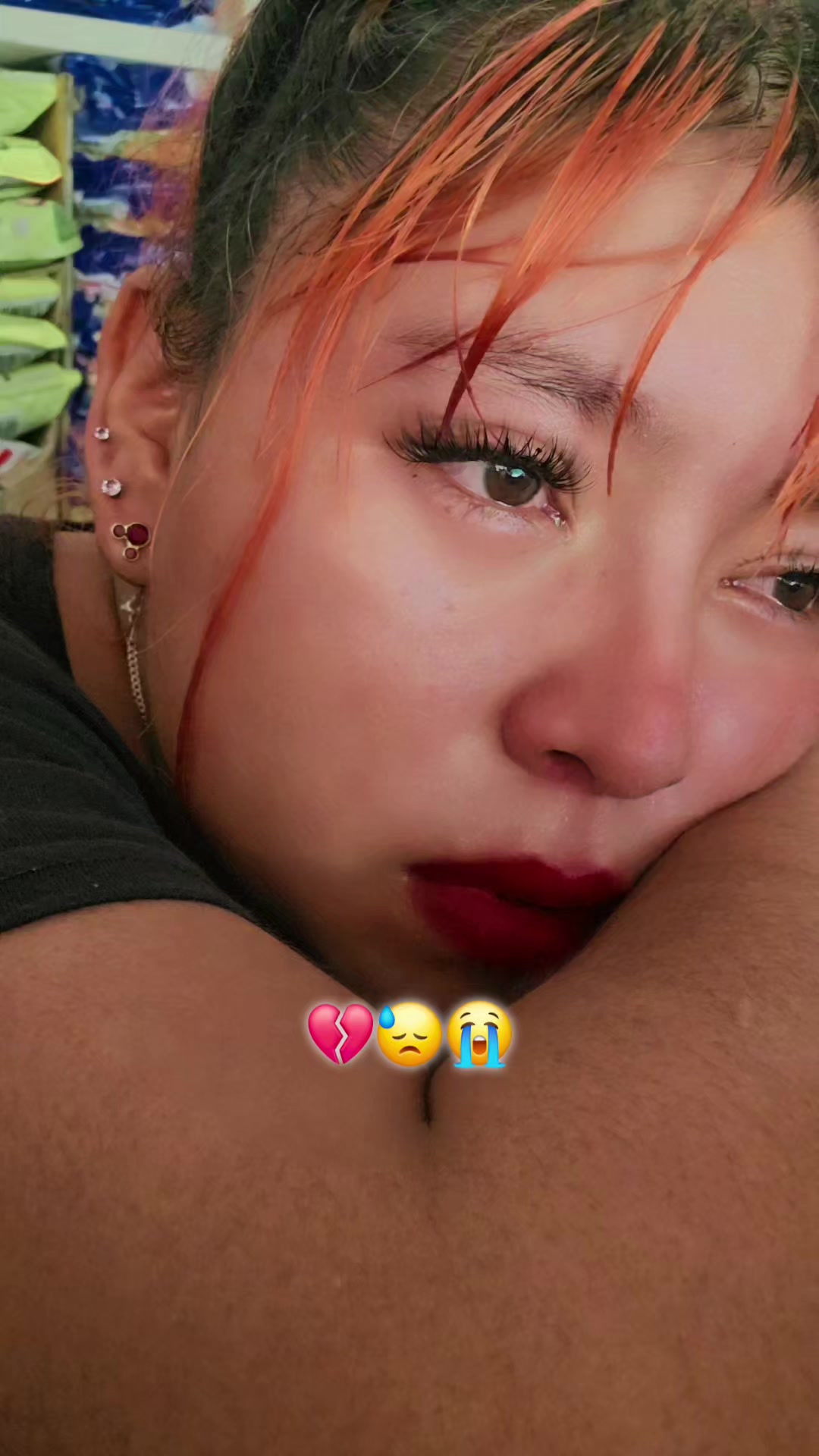 @𝕤𝕠𝕗𝕚 𝕔𝕙𝕚𝕥𝕚𝕔🖤