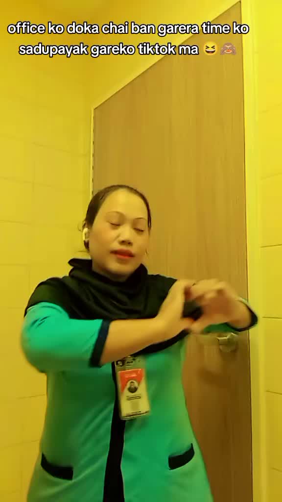 @❤ अनुष्मा भ्लोन ❤️