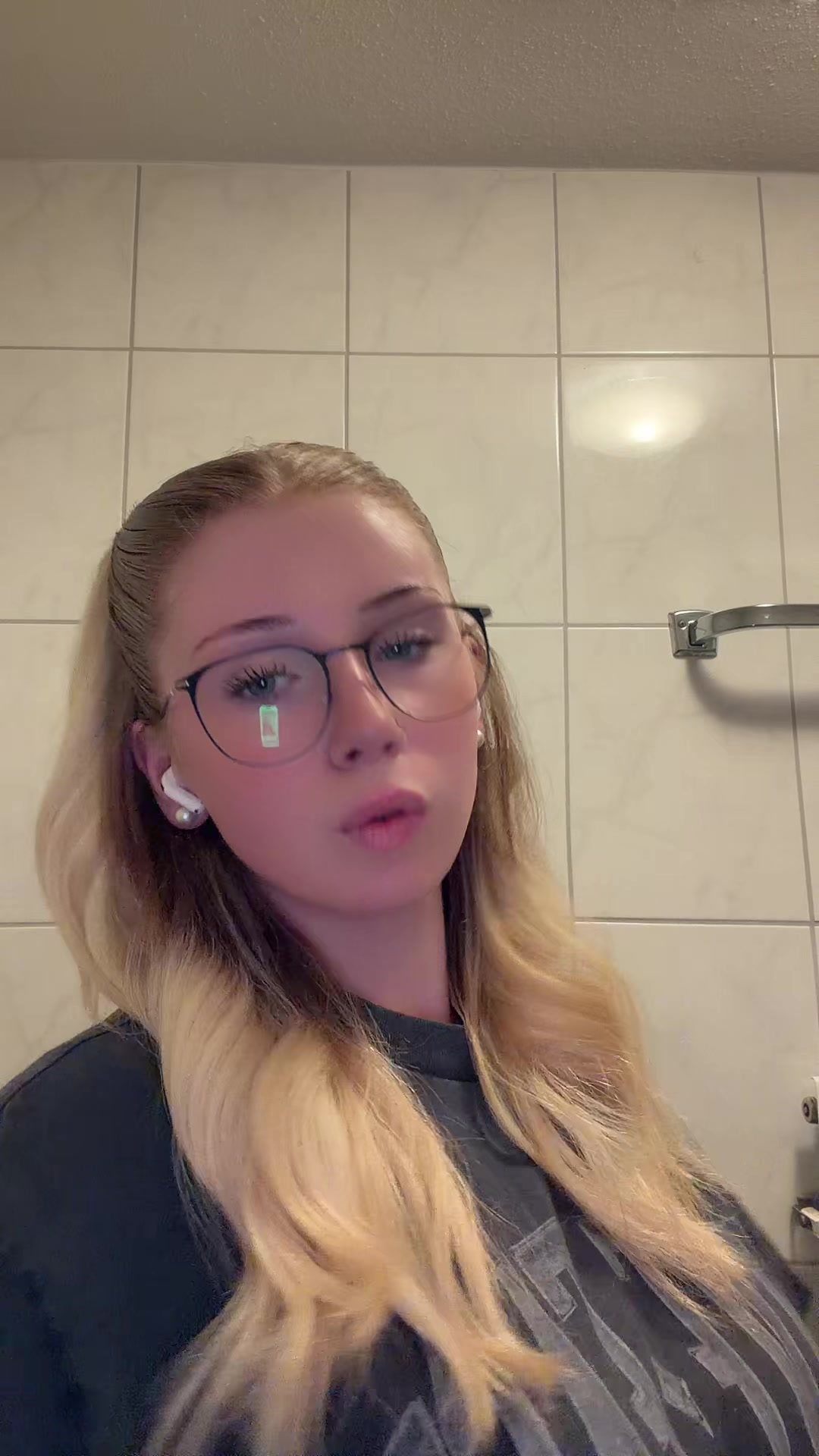 @𝐜𝐡𝐢𝐚𝐫𝐚