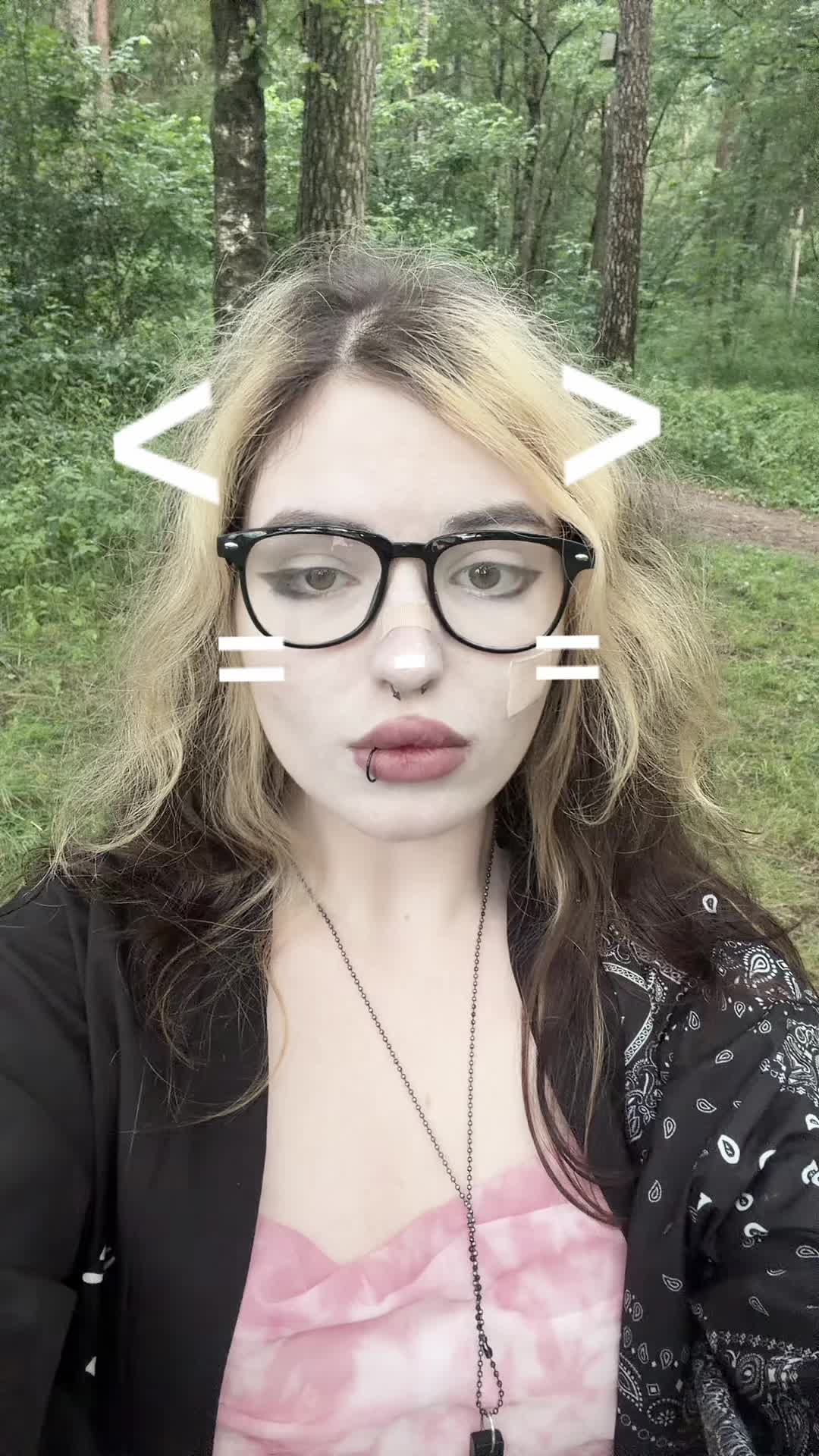 @nikafavoch