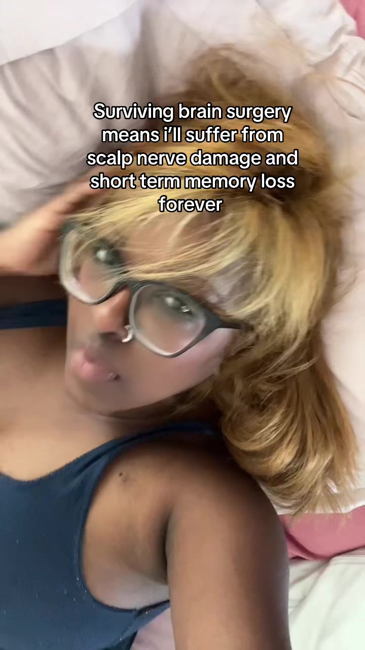 @daintygoddis