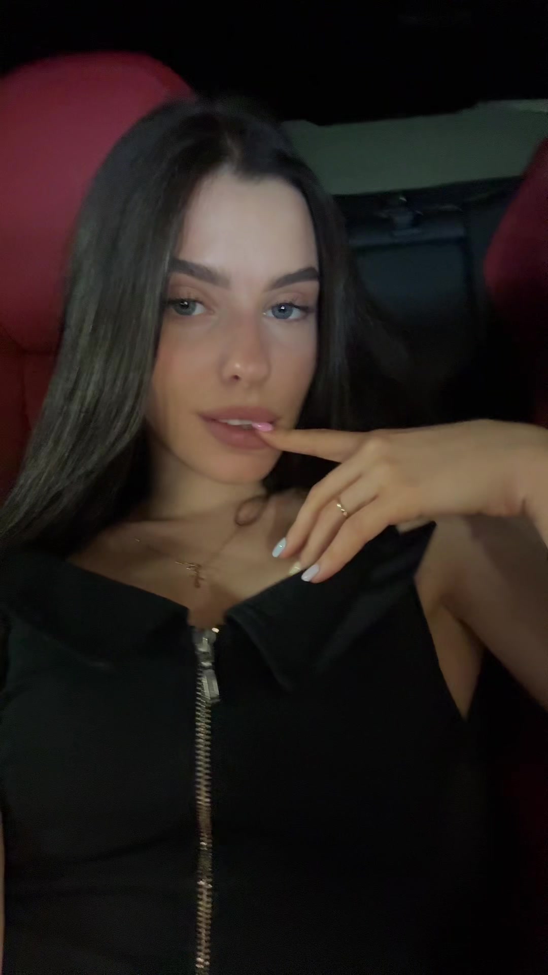 @Мелания 🧝🏼♀️