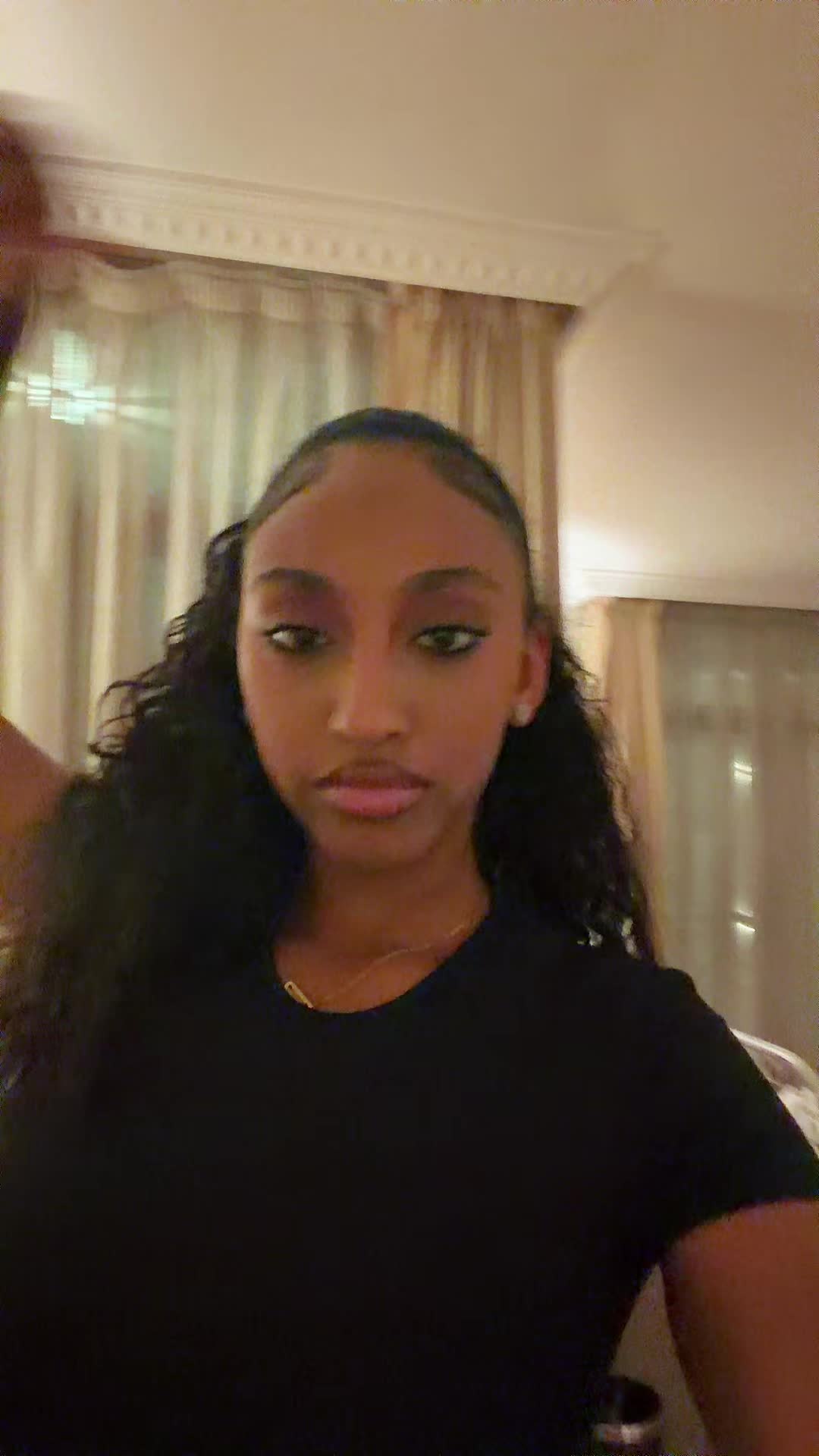 @realachicka