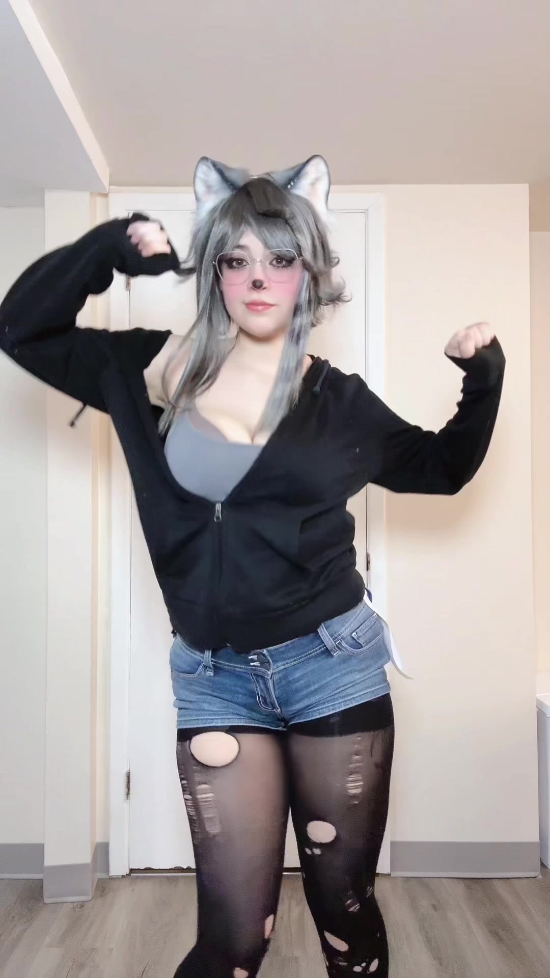 @Doll