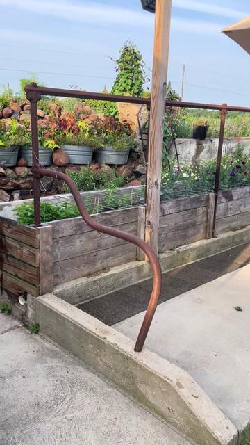 @Artistic gardening