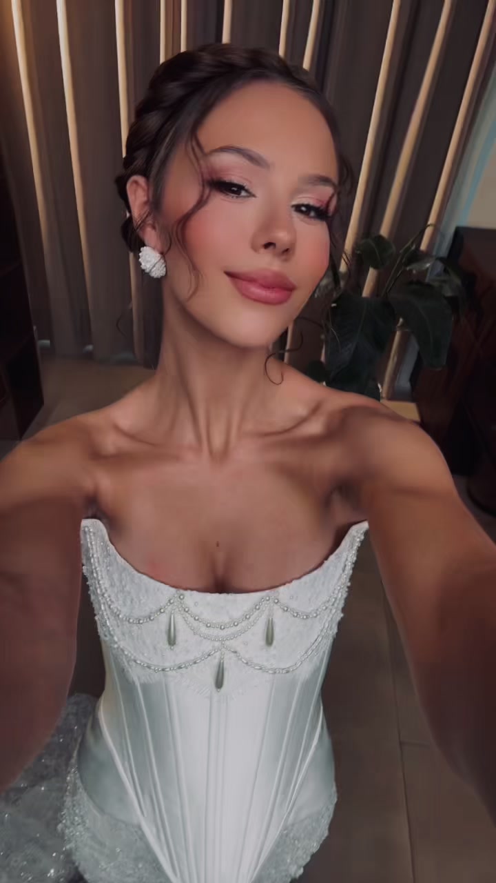 @Meri Manevska