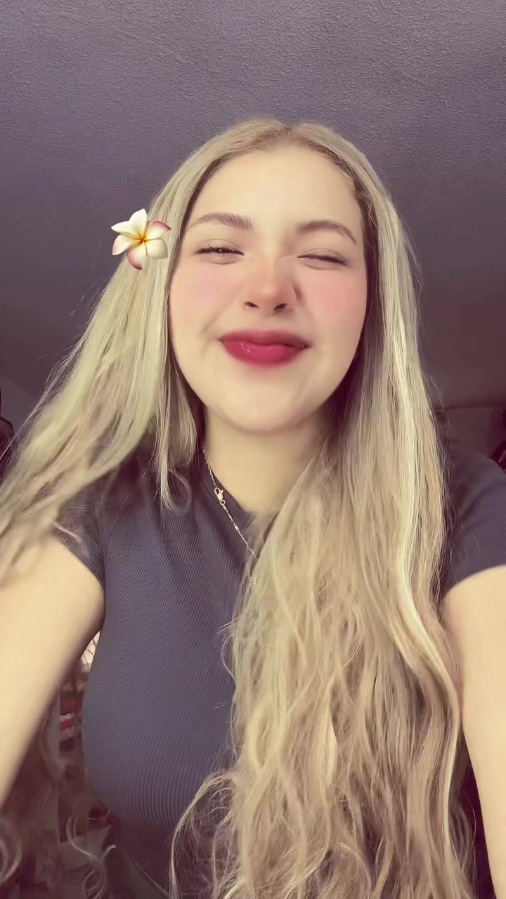@𝑀 🧚🏻