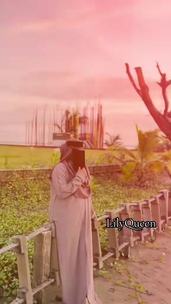 @Lily Queen👸