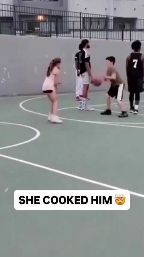 @Ballislife Womens Basketball