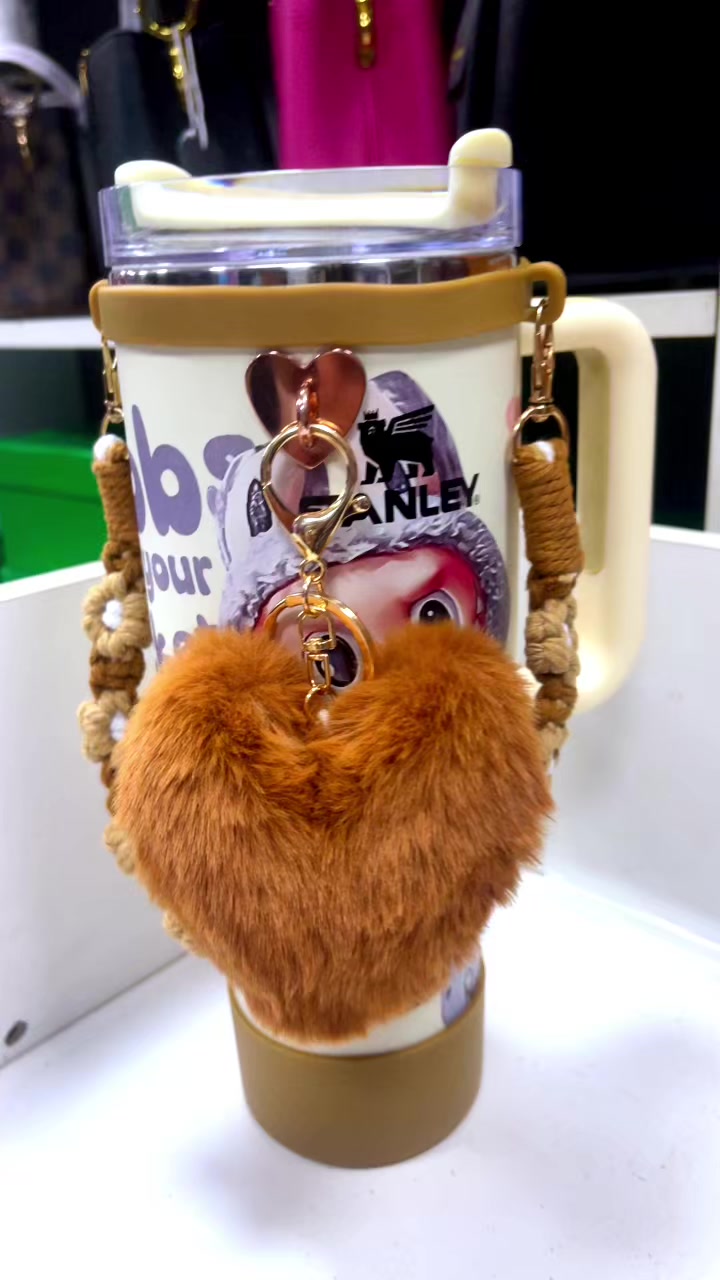 @MOMO STORE’S