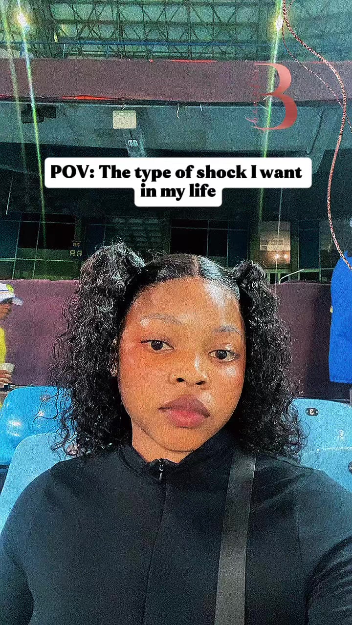 @VERONICA MANAGA🤍