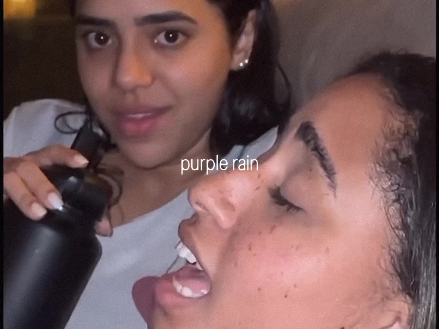 @★