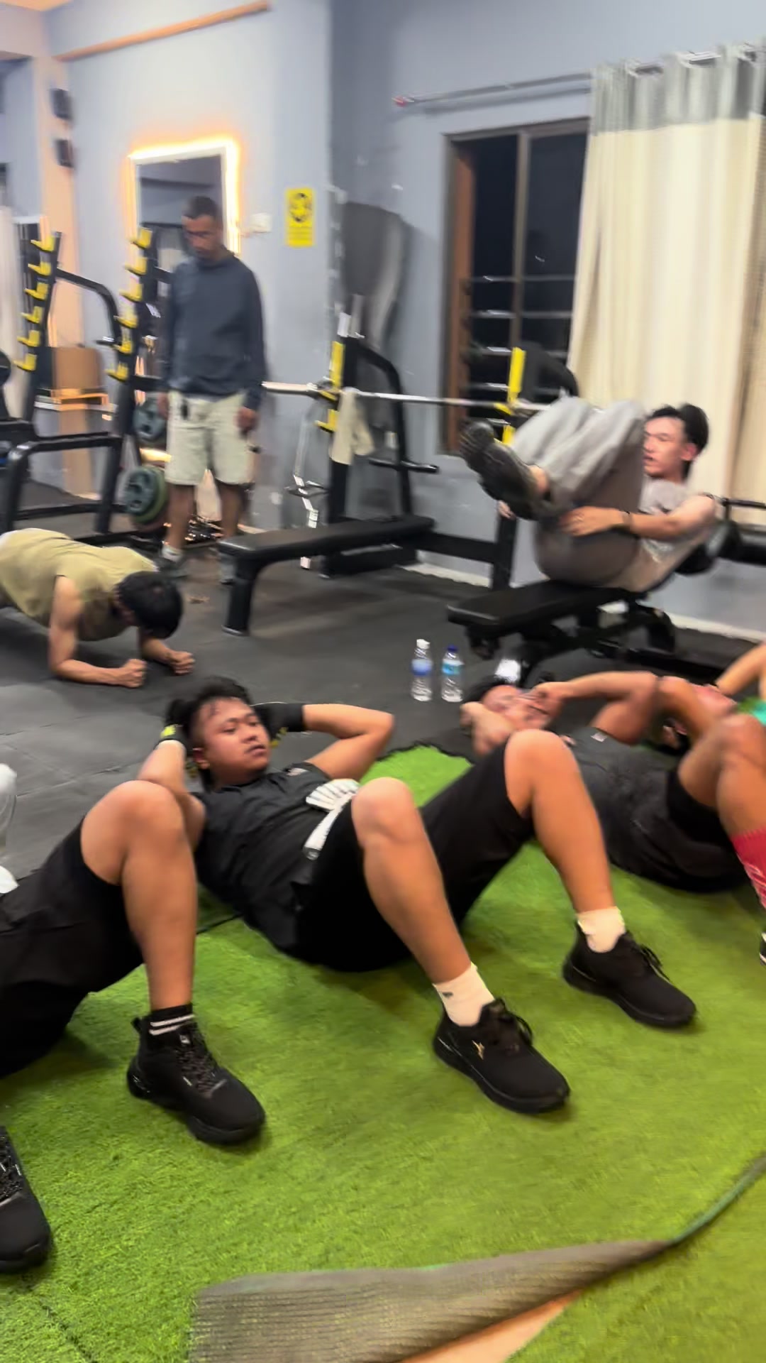 @Gym Shark