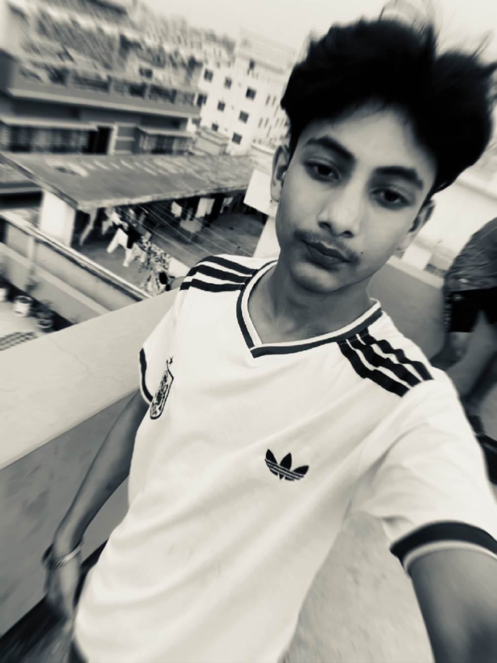 @★