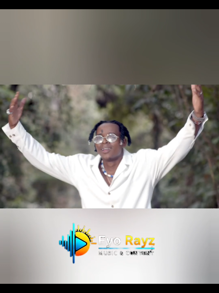 @Eyo Rayz🎹