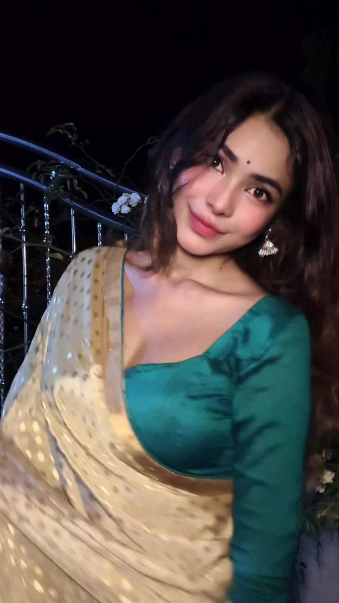 @Vanesh Sara๐น