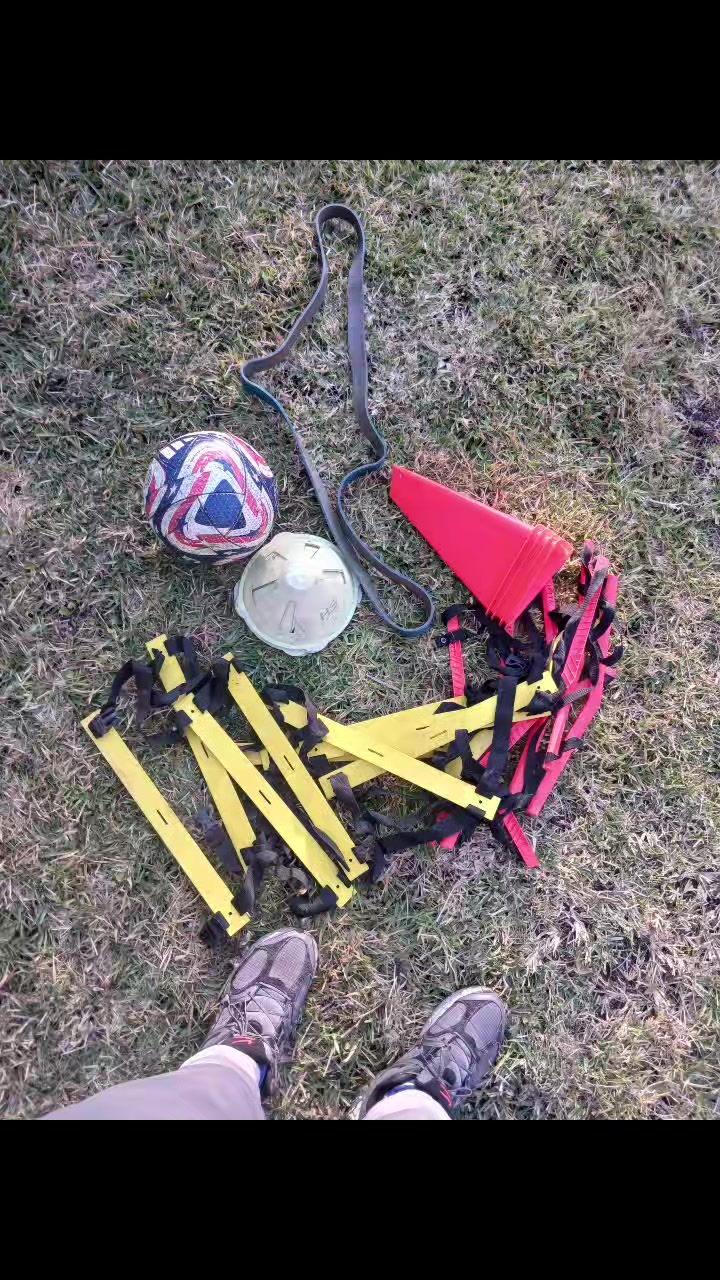 @MosesMokasi@11