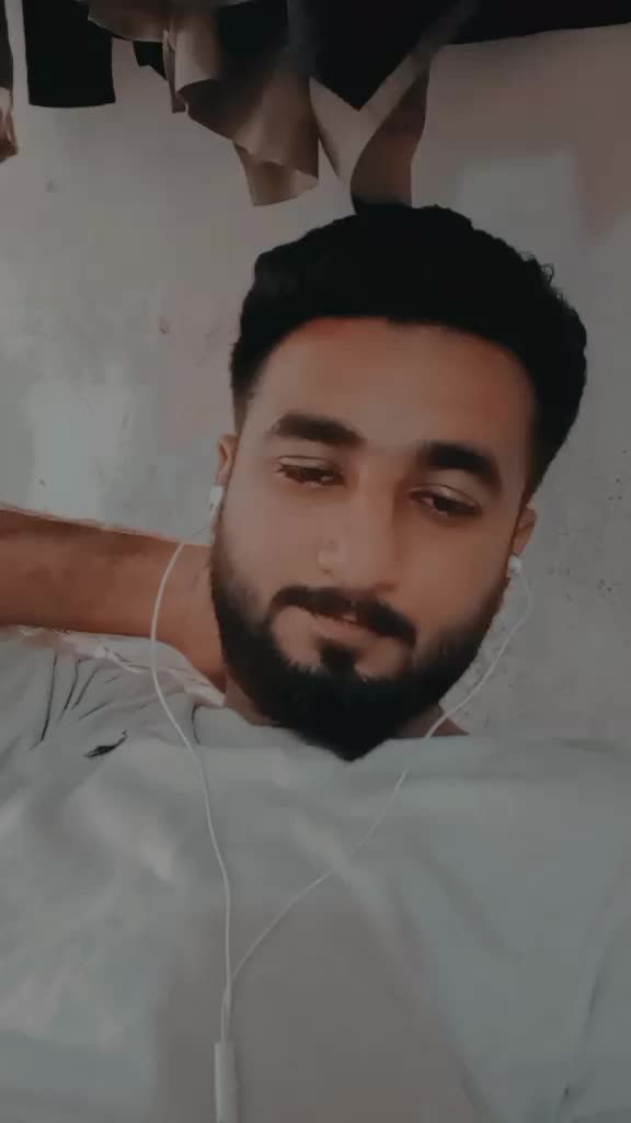 @💯منڈا آرائیاں دا 🫀