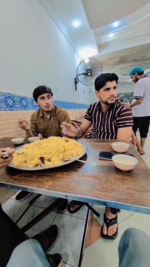 @ثاقب گُجر