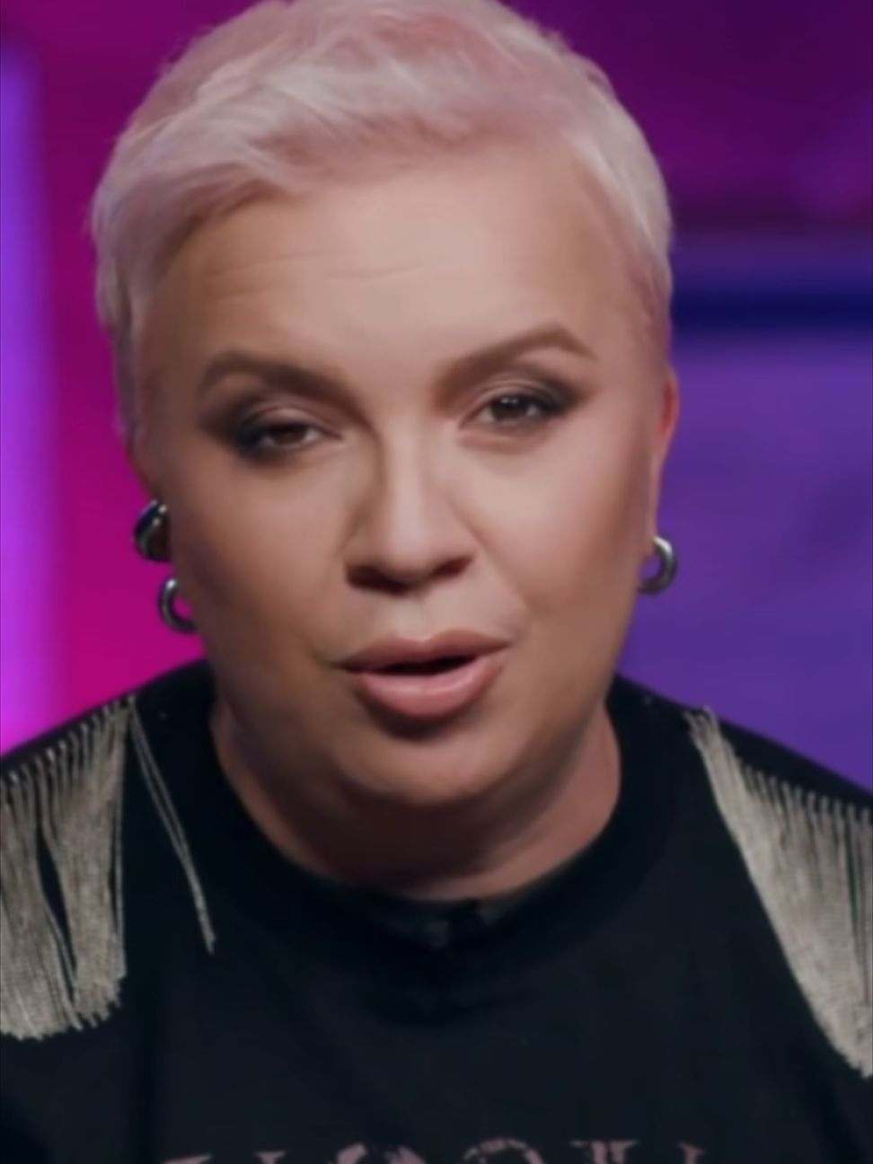 @Rus Showbiz