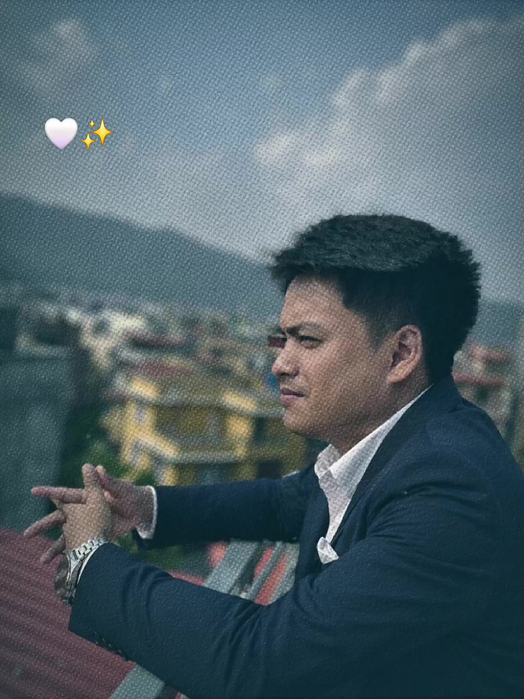 @बिपिन थापा  🕊️✨
