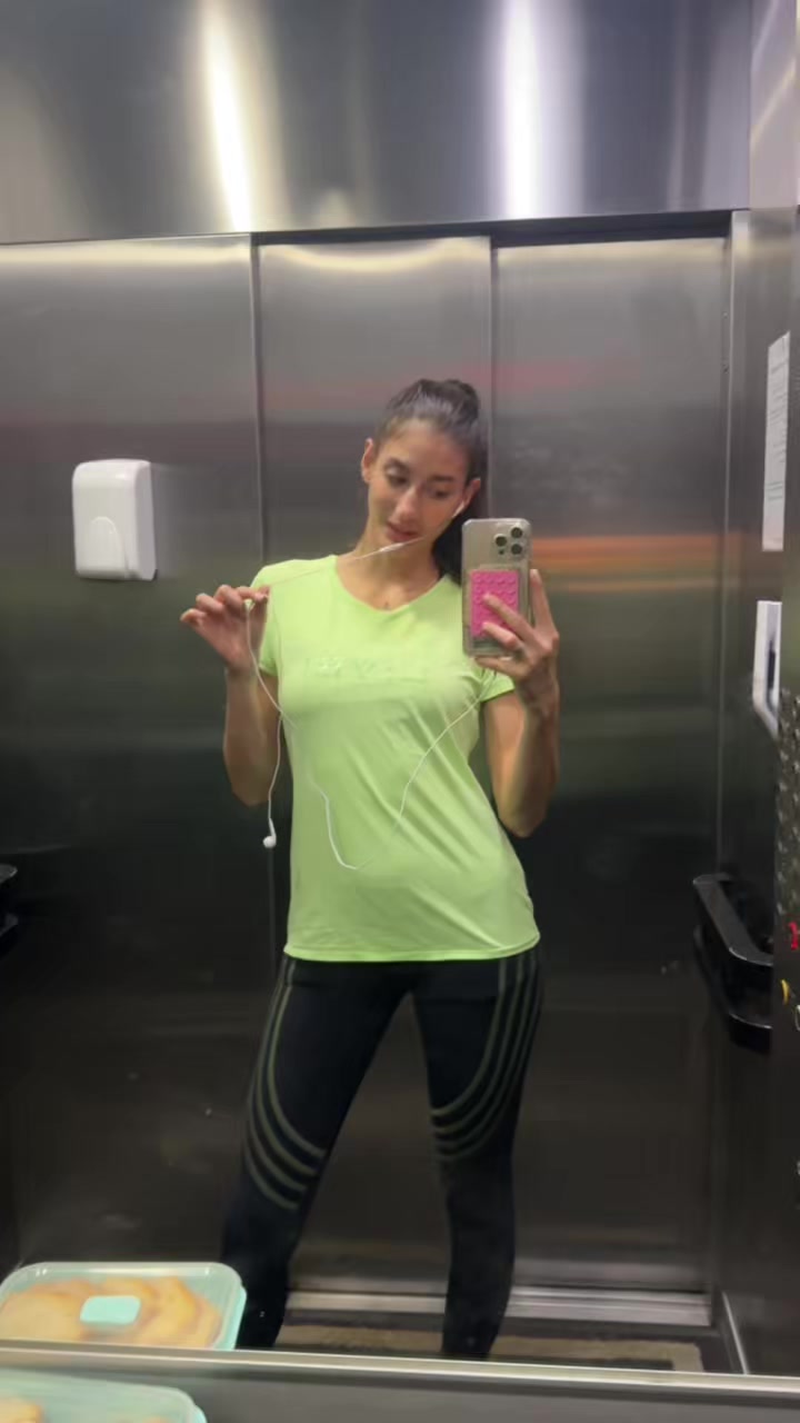 @isamenegheli