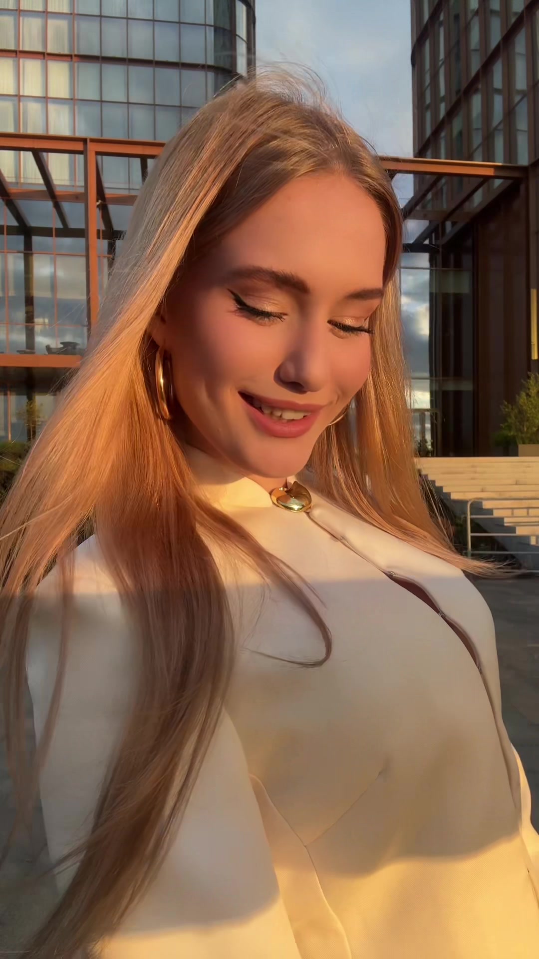 @даша
