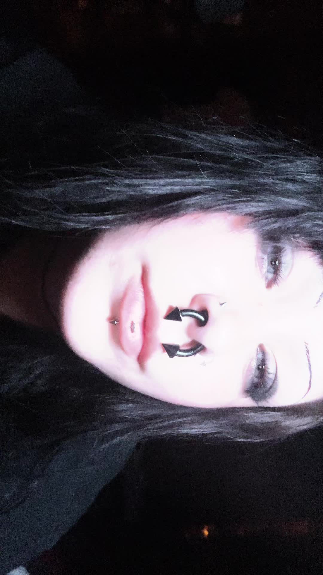 @aja 🧟&zwj;♀️