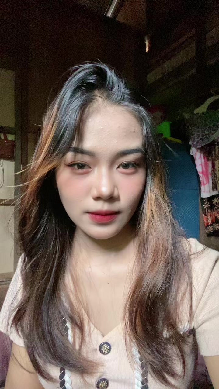 @shella_febriana01