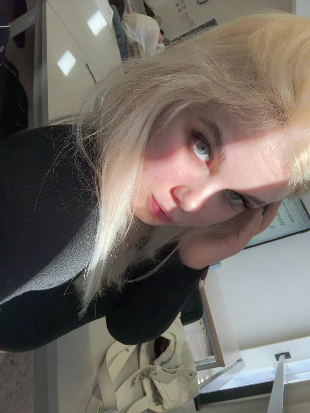 @Анюта