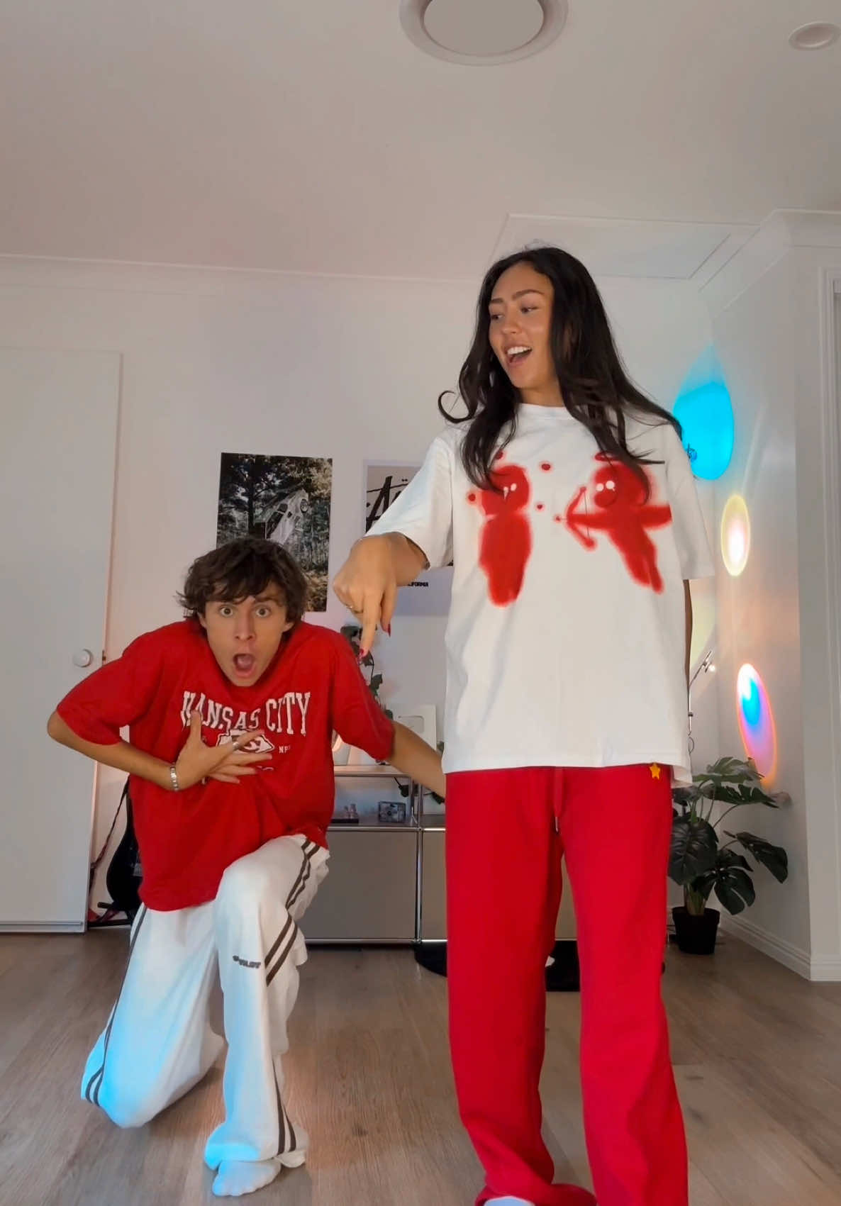 THIS INTRO WASN’T EASY😅🇧🇷 @Mia X @Cadel | Cadel and Mia (@cadelandmia)