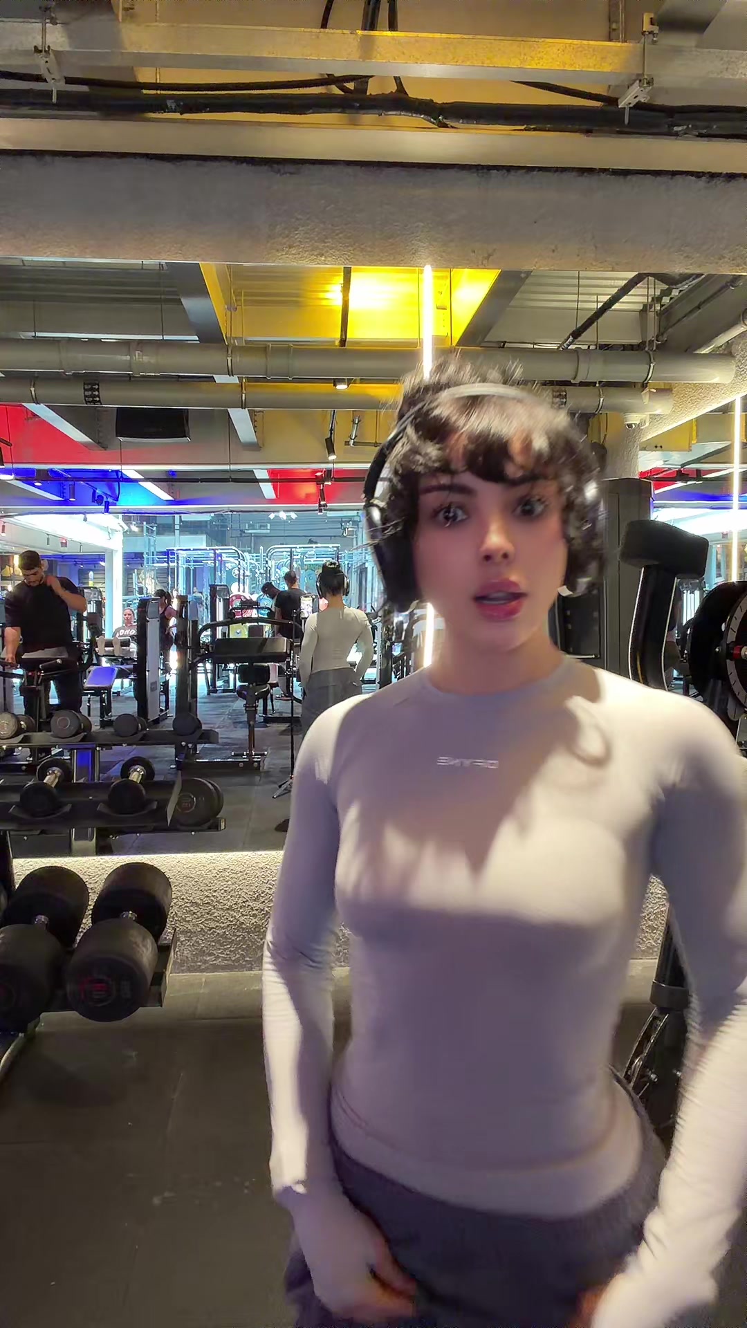 @ساره