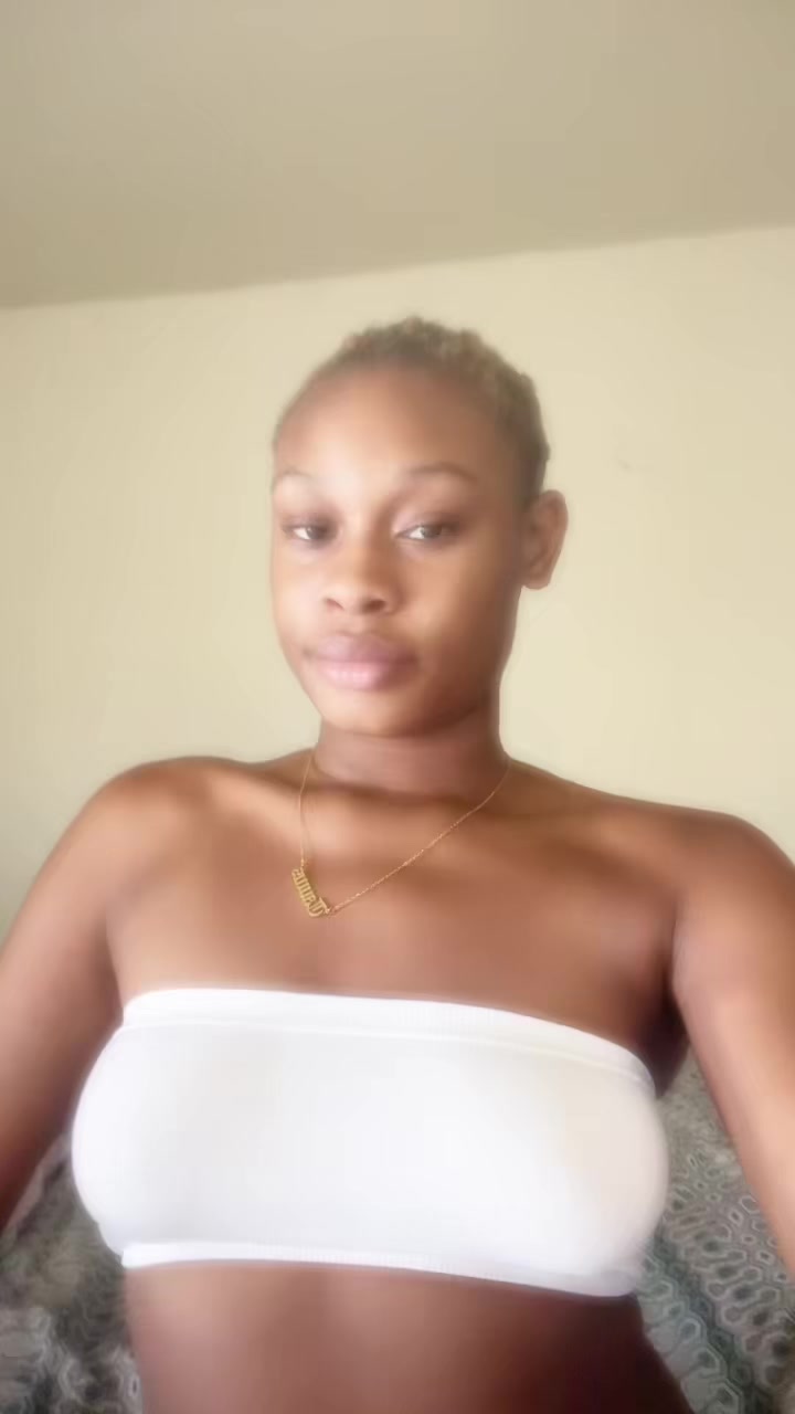 @Pr3ttyluhbih💕