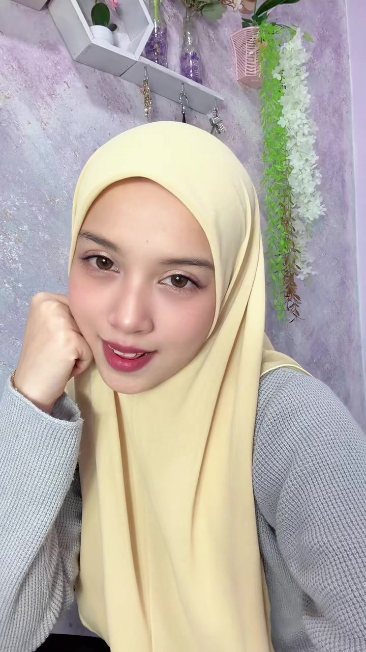 @Arzinaahmad