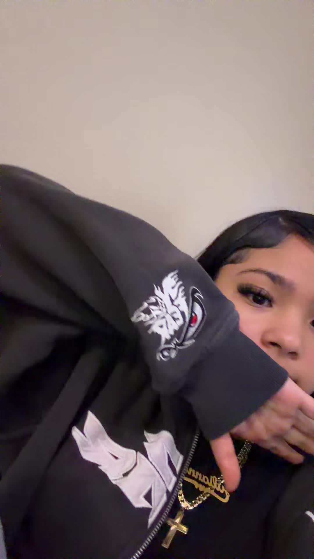 @deyLUVjulie