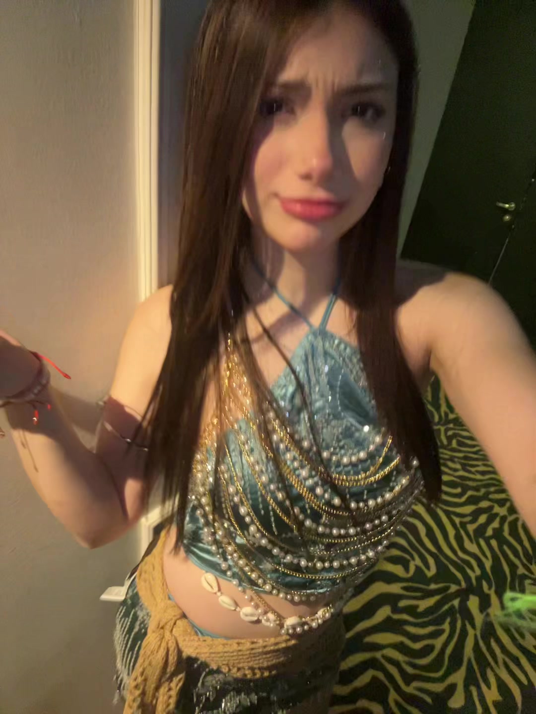 @eiluu