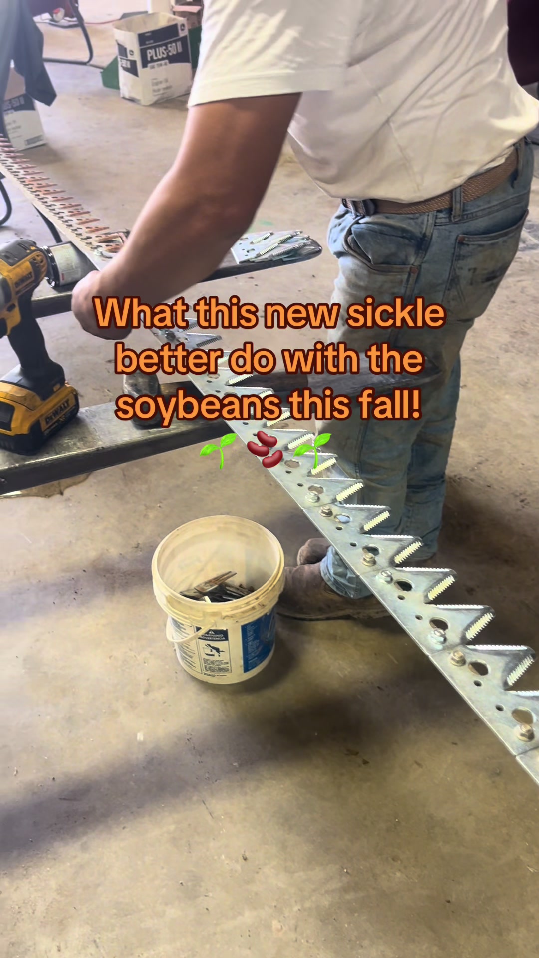 @hookfamilyfarms