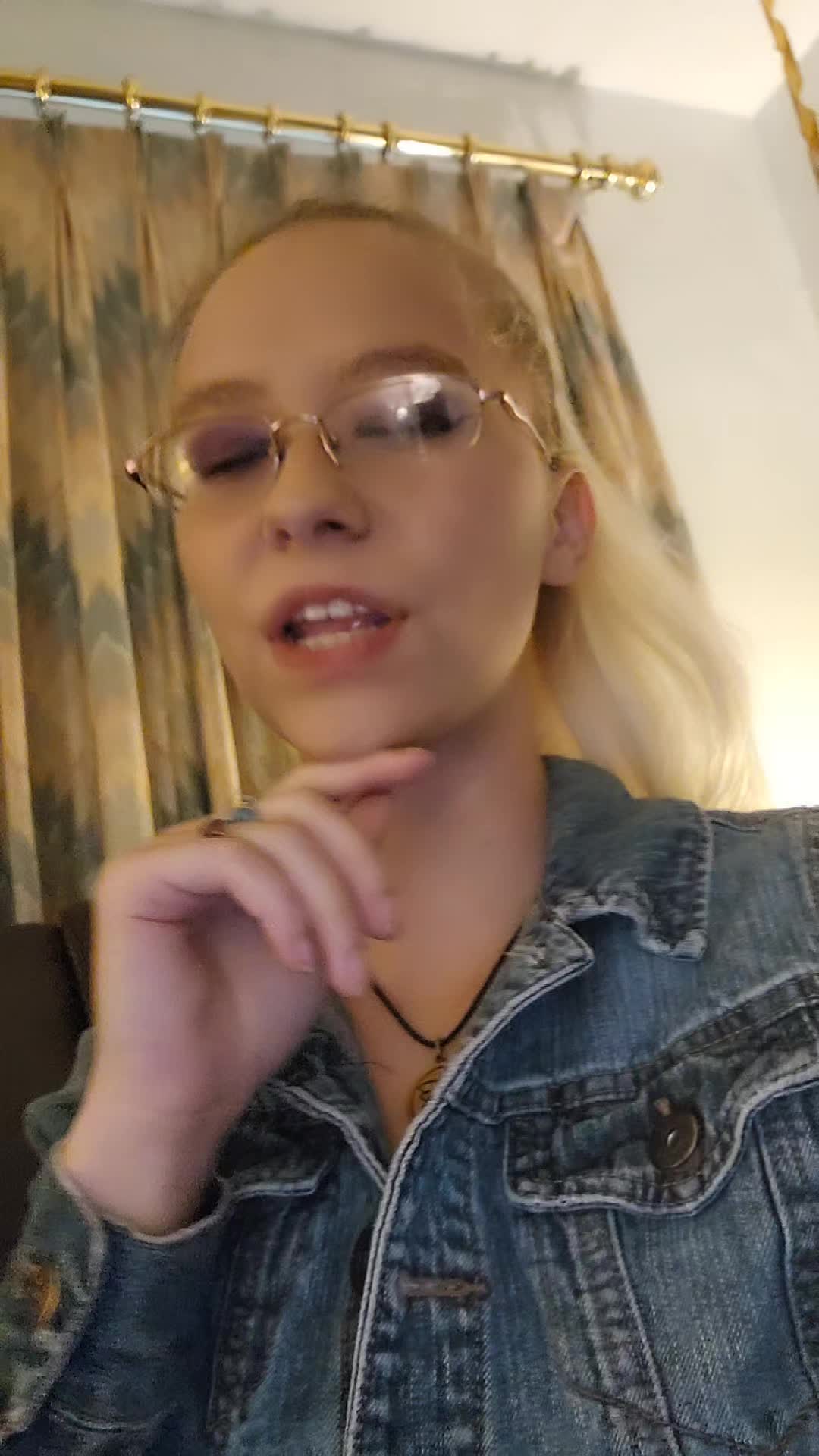 @nerdy_bella2319