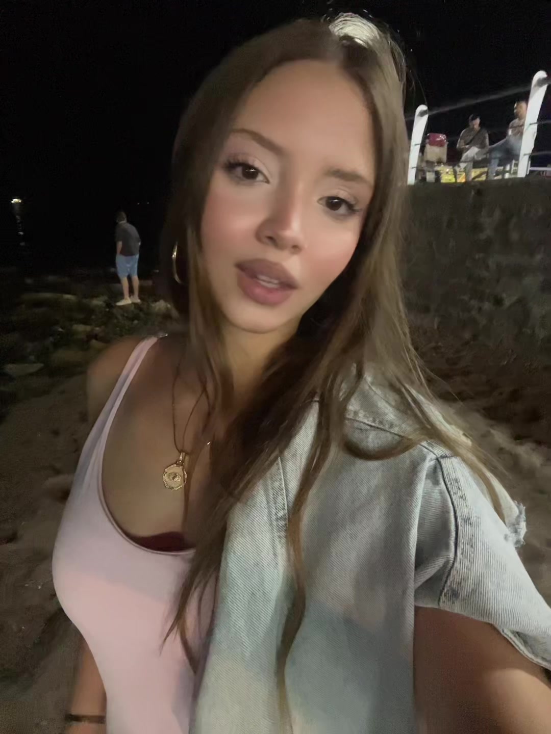 @nis