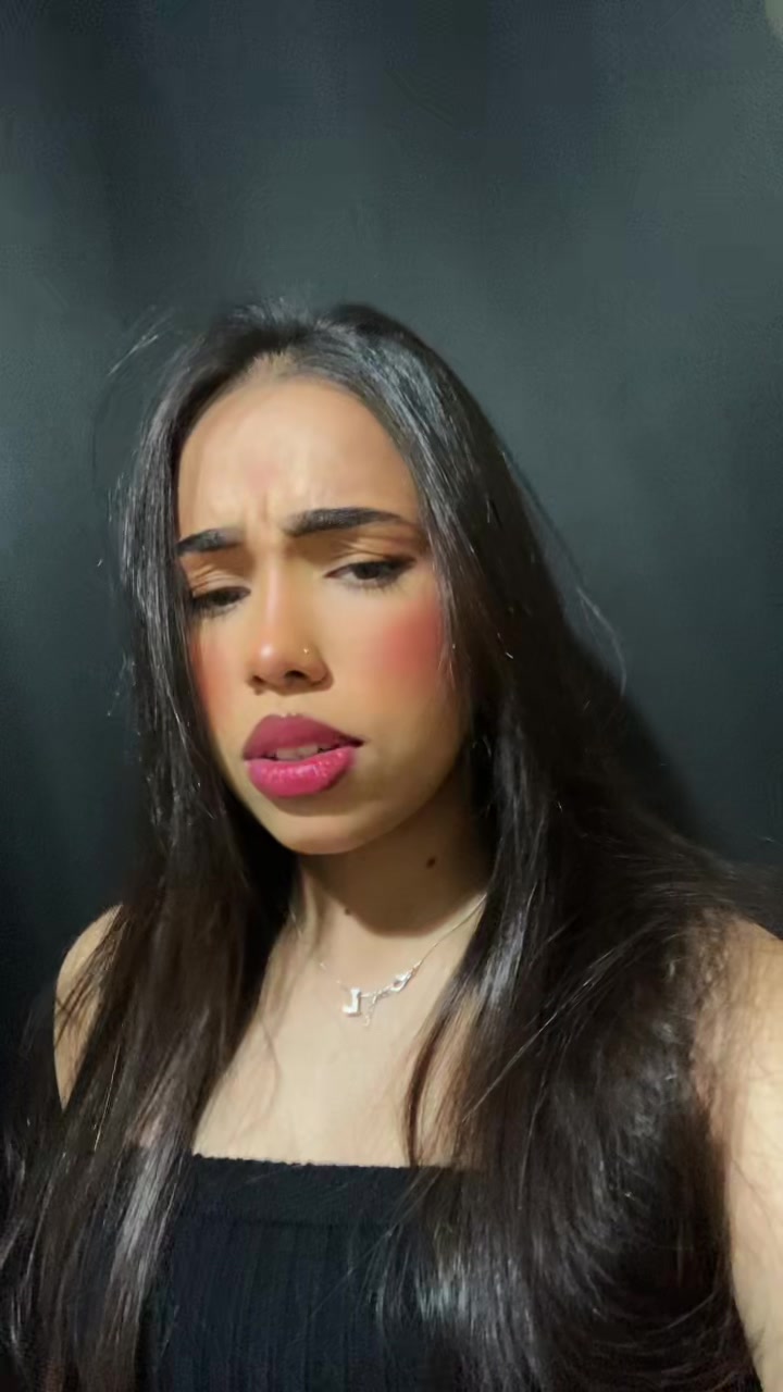 @Vittórya Campos