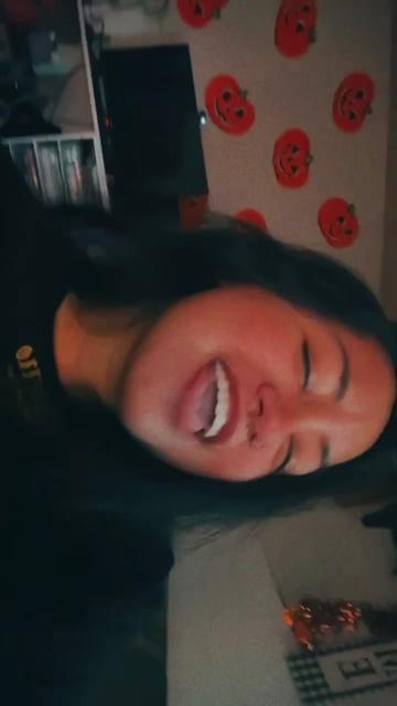 @๐ญ๐๐๐๐๐ ๐ธ๐๐๐๐โก๏ธ๐ค