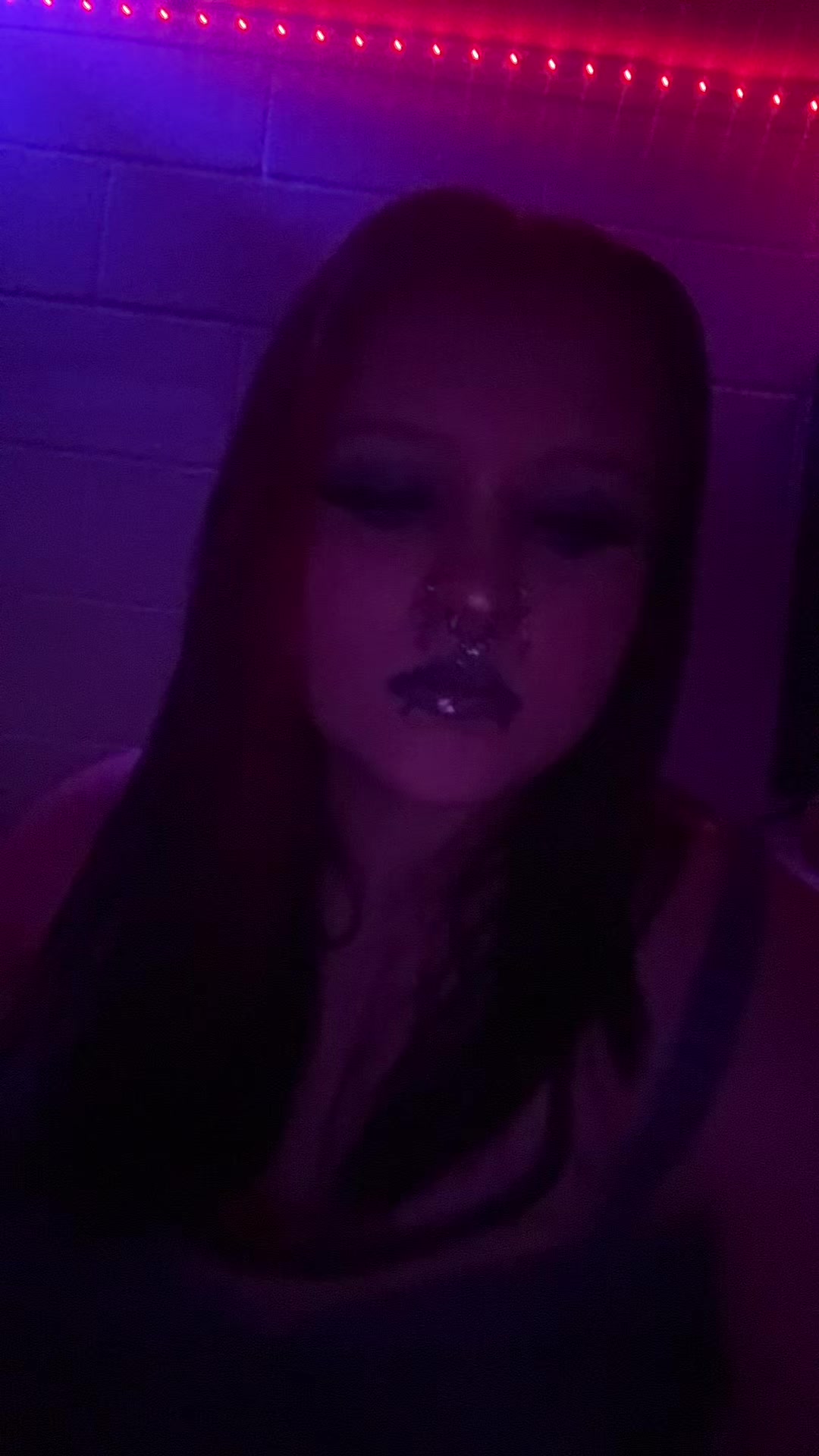 @️