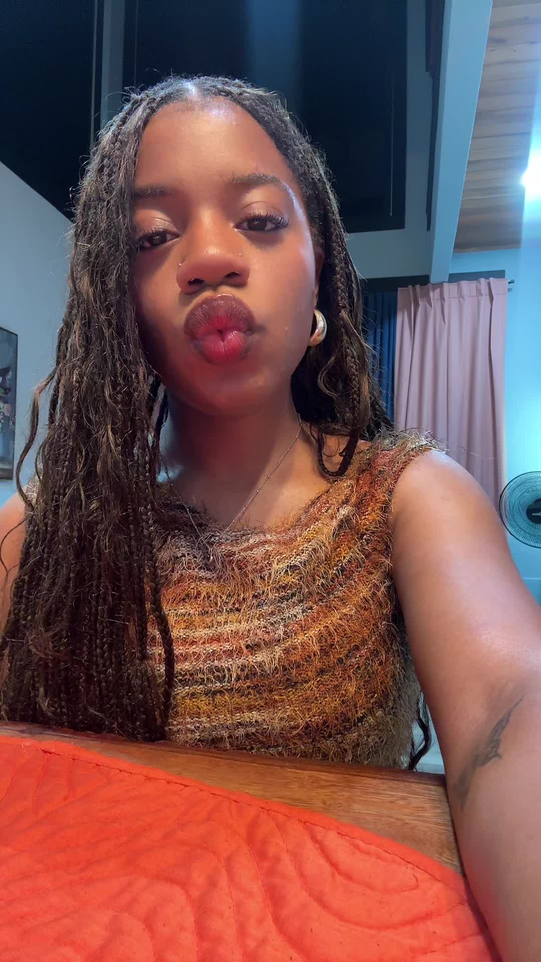 @Ajanae