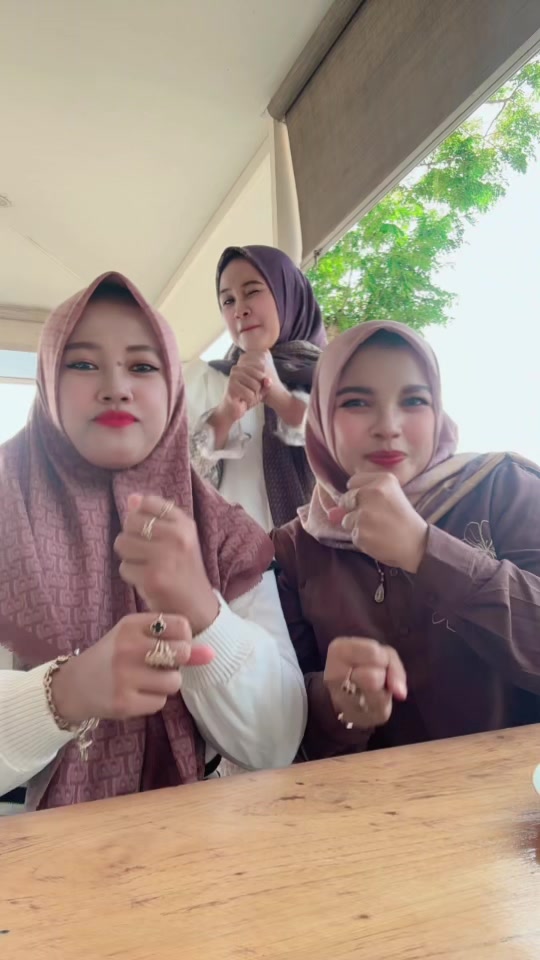 @NuruL
