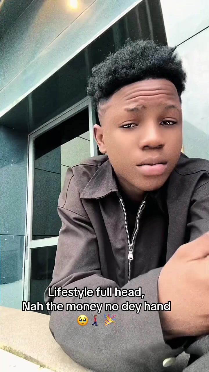 @ENIOLA 🪖💚🧃